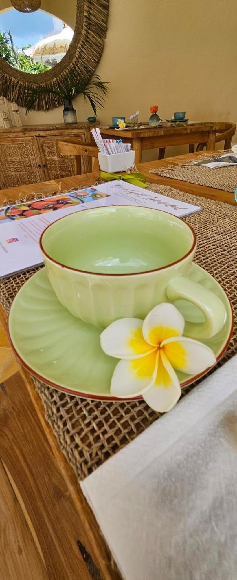 United Colors Of Lembongan Hotel Екстериор снимка