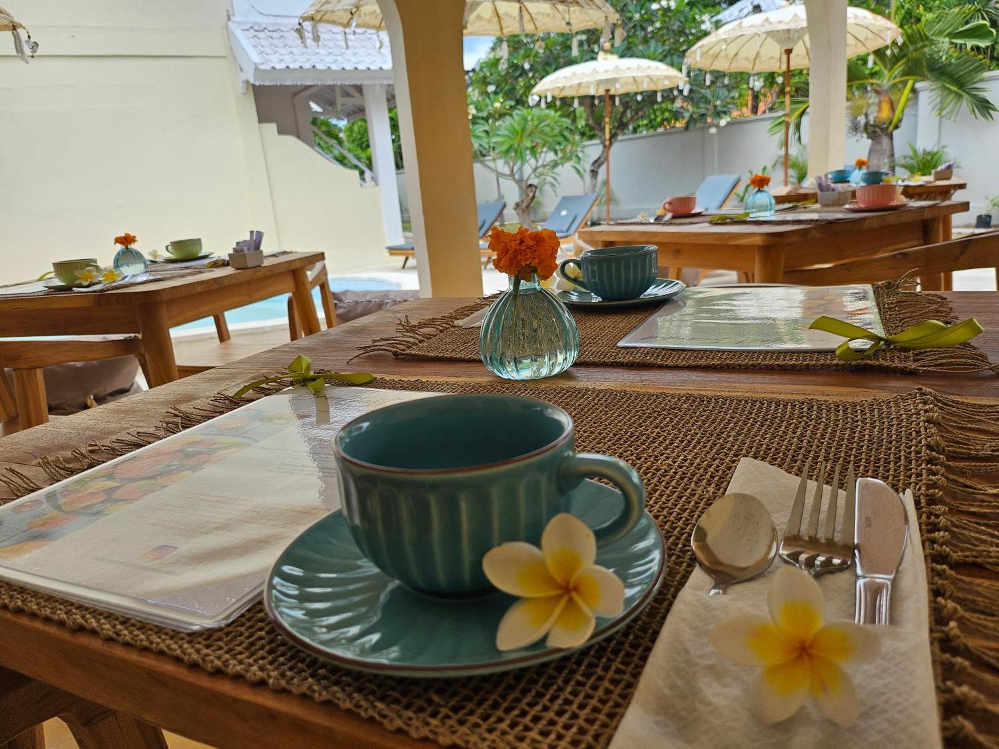 United Colors Of Lembongan Hotel Екстериор снимка