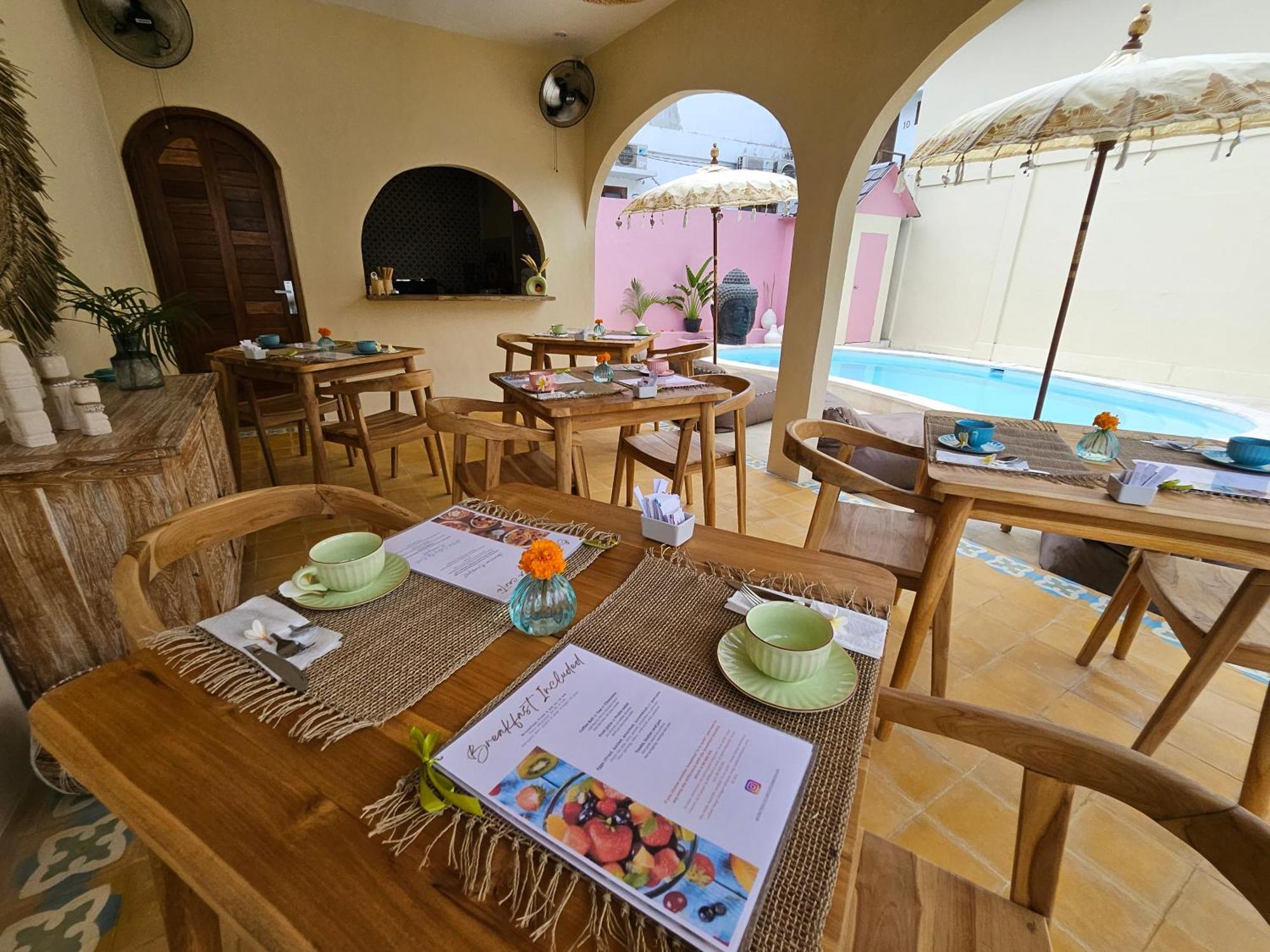 United Colors Of Lembongan Hotel Екстериор снимка