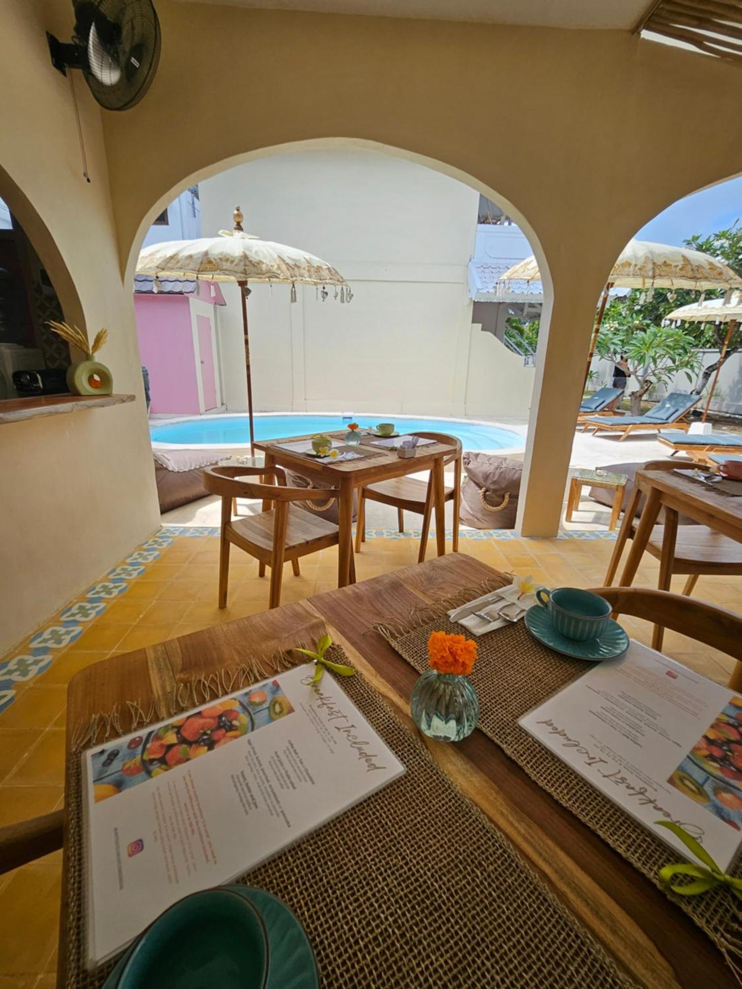 United Colors Of Lembongan Hotel Екстериор снимка